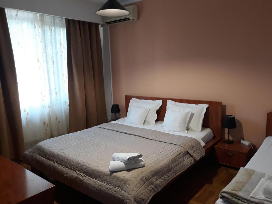 Pensiunea Sydney Timisoara Ngoại thất bức ảnh