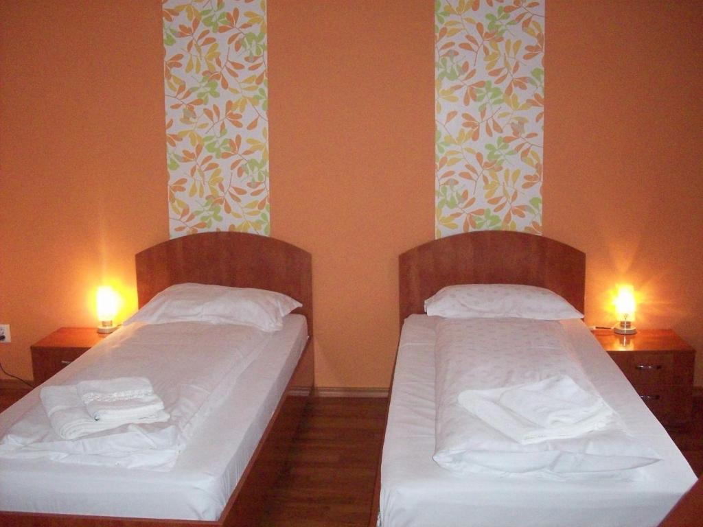 Pensiunea Sydney Timisoara Phòng bức ảnh