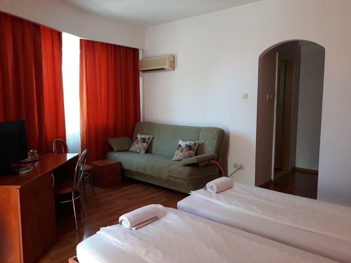 Pensiunea Sydney Timisoara Ngoại thất bức ảnh